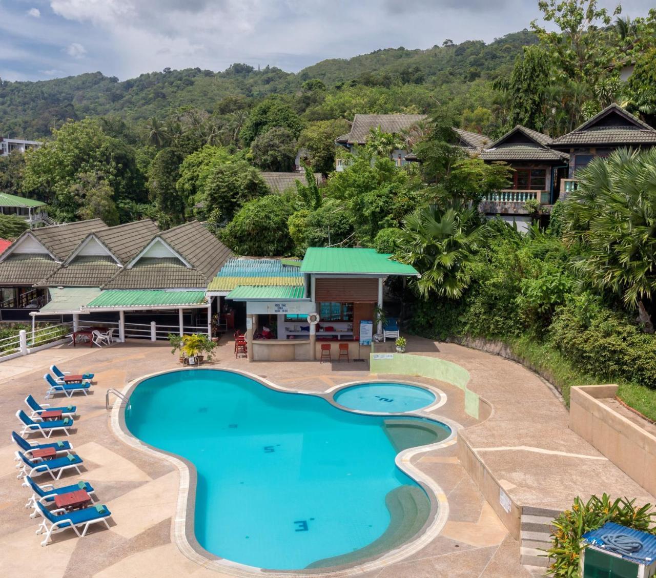 Patong 7Days Premium Hotel Phuket エクステリア 写真