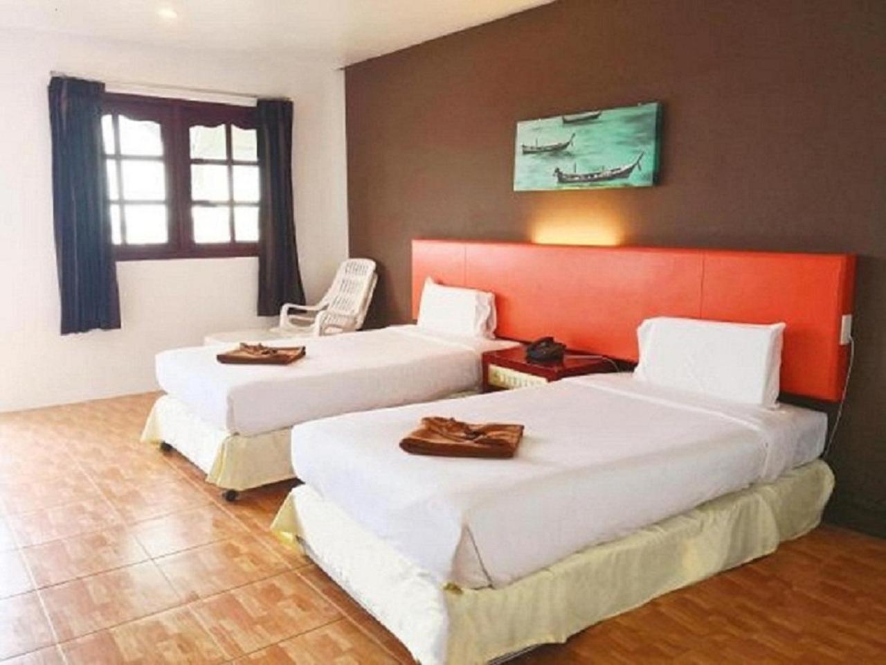 Patong 7Days Premium Hotel Phuket エクステリア 写真