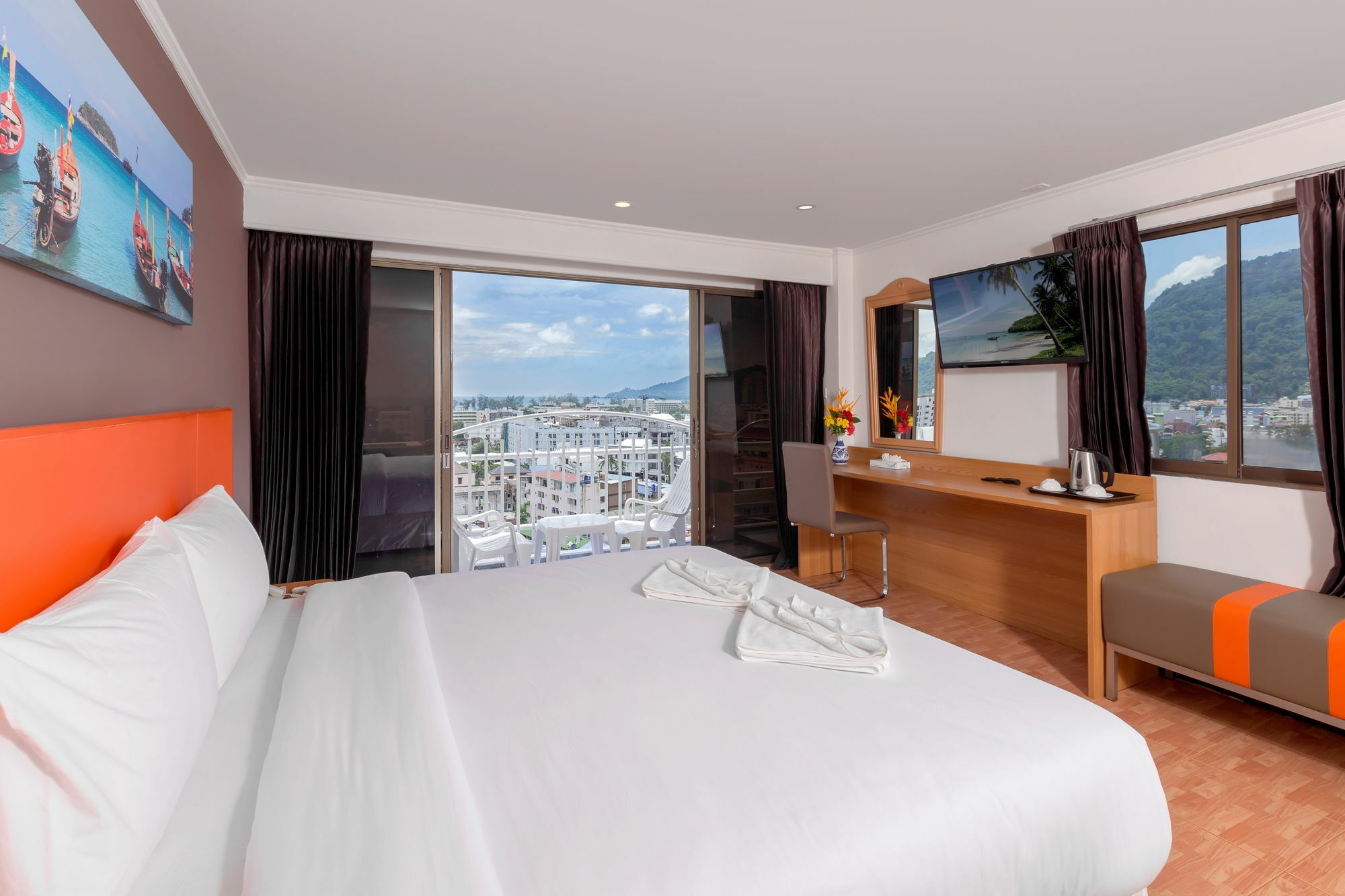 Patong 7Days Premium Hotel Phuket エクステリア 写真