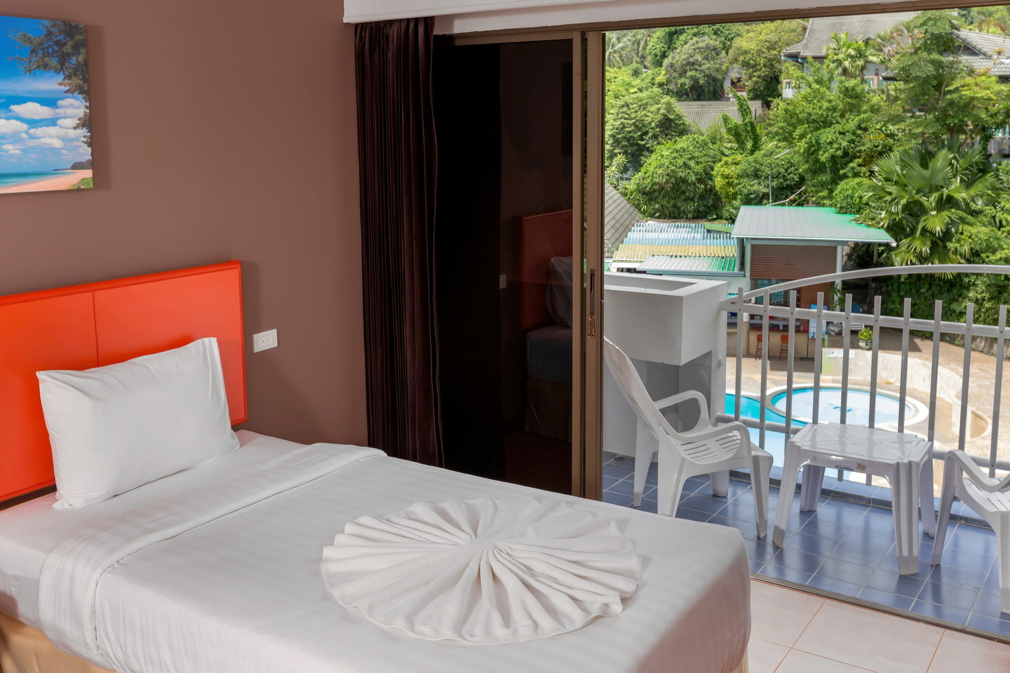 Patong 7Days Premium Hotel Phuket エクステリア 写真